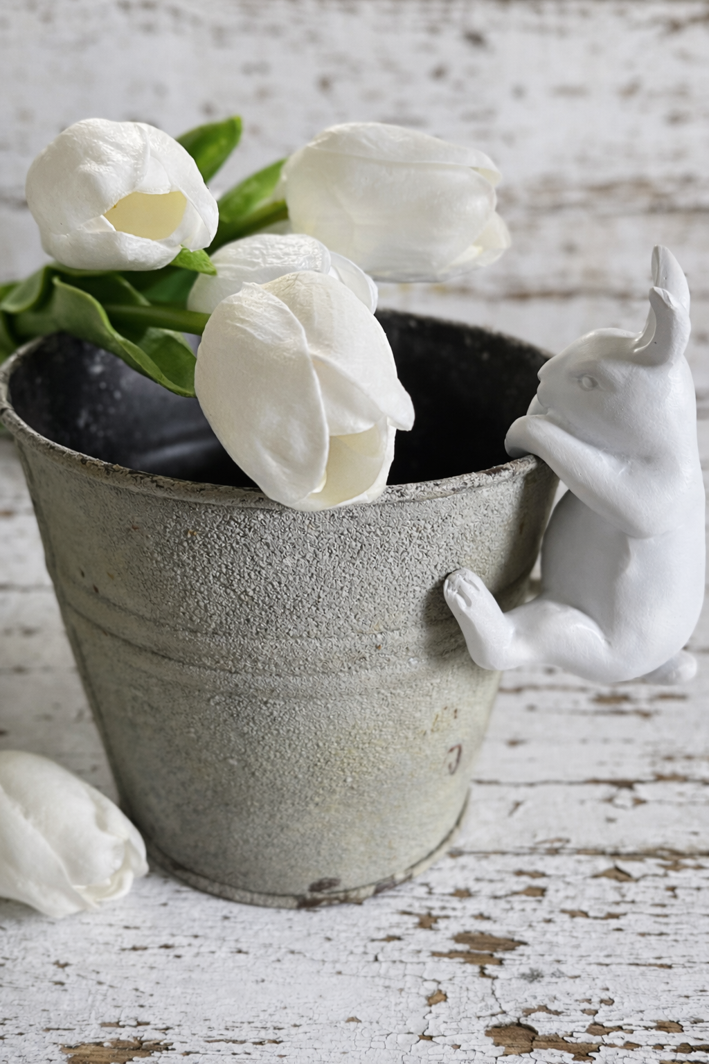 White Bunny Plant Hanger