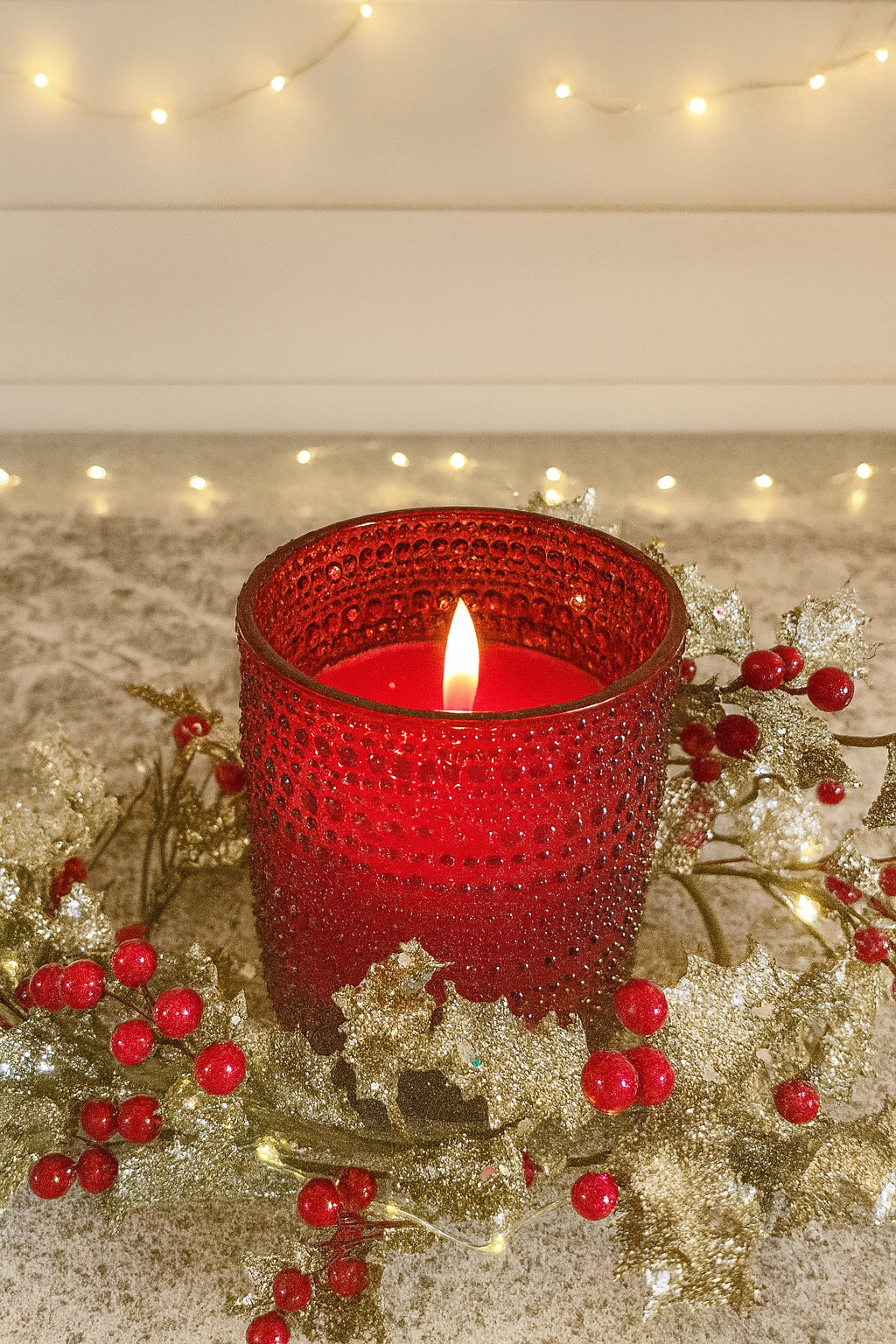 6.5 in Glitter Holly Mini Wreath