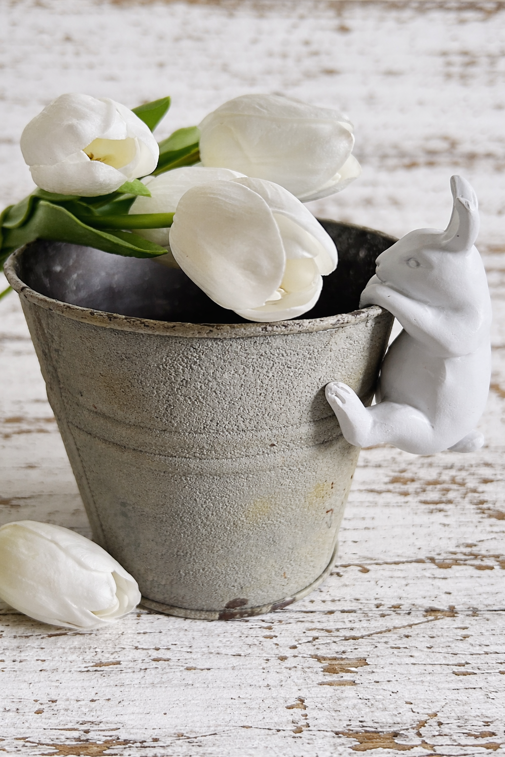 White Bunny Plant Hanger