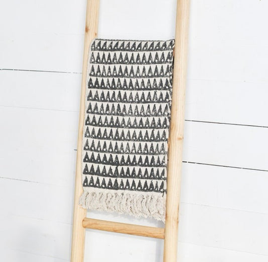 60” Diamond Dot Throw