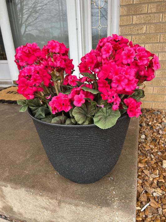 19.5” Realistic Geranium Bushel